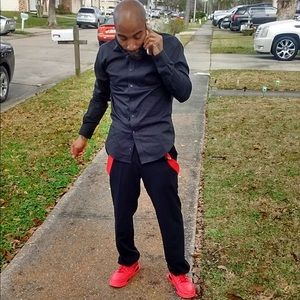 Meet your Posher, Akeem